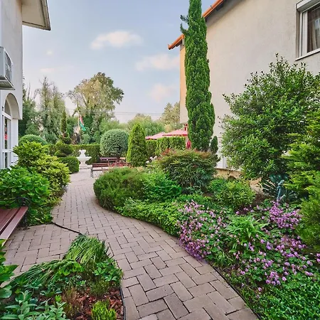 מלון Tokajer Wellness Panzio 3*