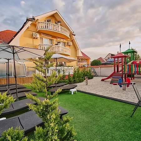 מלון Tokajer Wellness Panzio קסזטלי