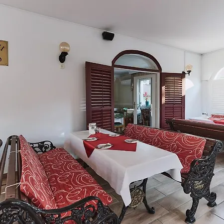 Tokajer Wellness Panzio מלון 3*