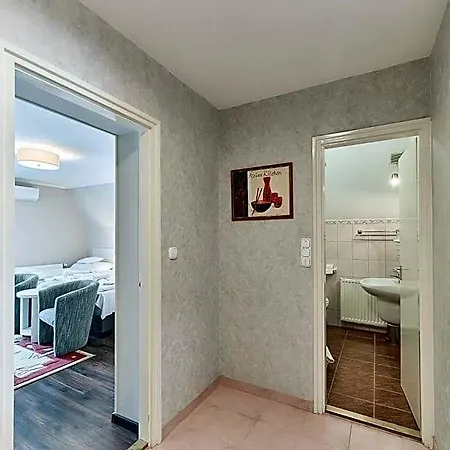Tokajer Wellness Panzio Keszthely