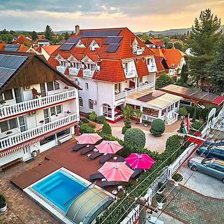 Tokajer Wellness Panzio 3*