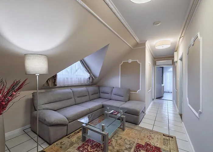 Hotel Tokajer Wellness Panzio 3*